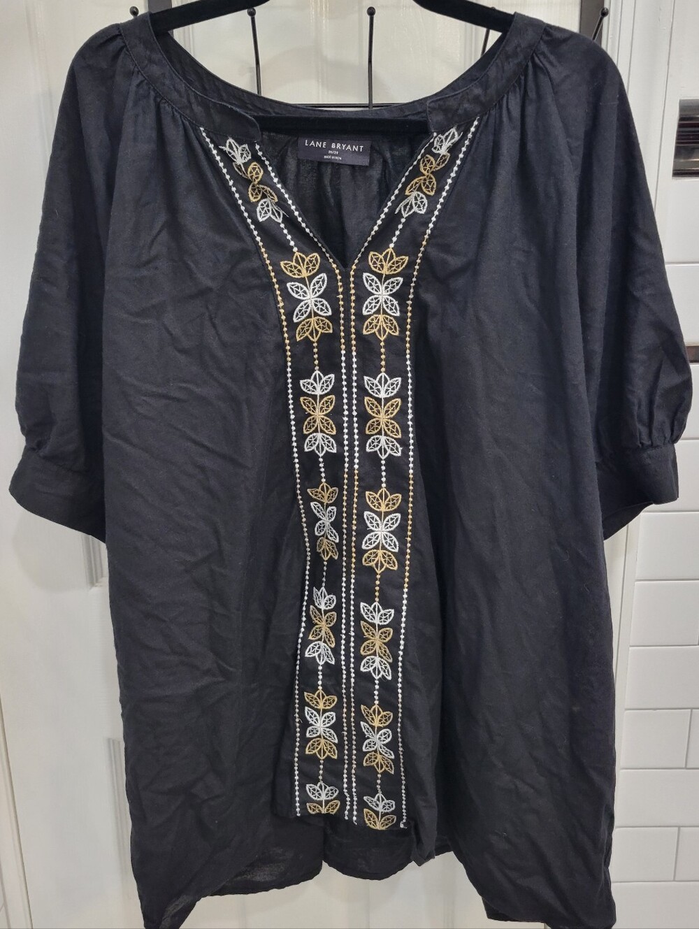 Black Embroidered Notch-Neck Popover Blouse Lane Bryant 26/28 4x